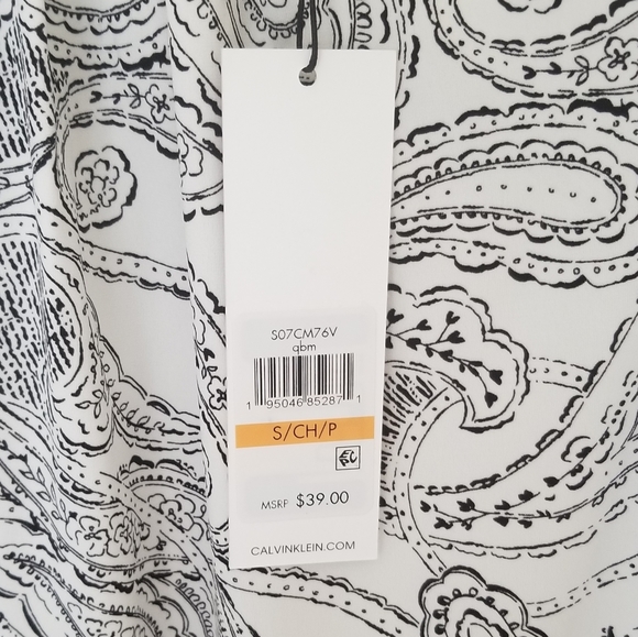 Calvin Klein Large Paisley Jersey Pleated Neck Top - Picture 9 of 10